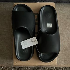 Yeezy Slide Onyx